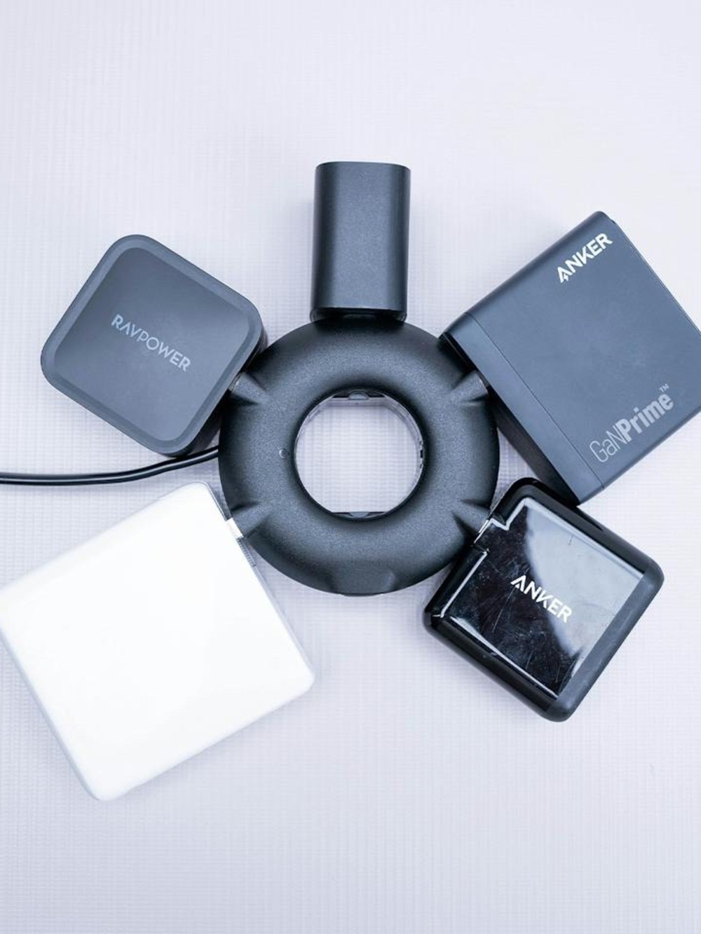 Mogics Superbagel Travel Adapter (1st Version)